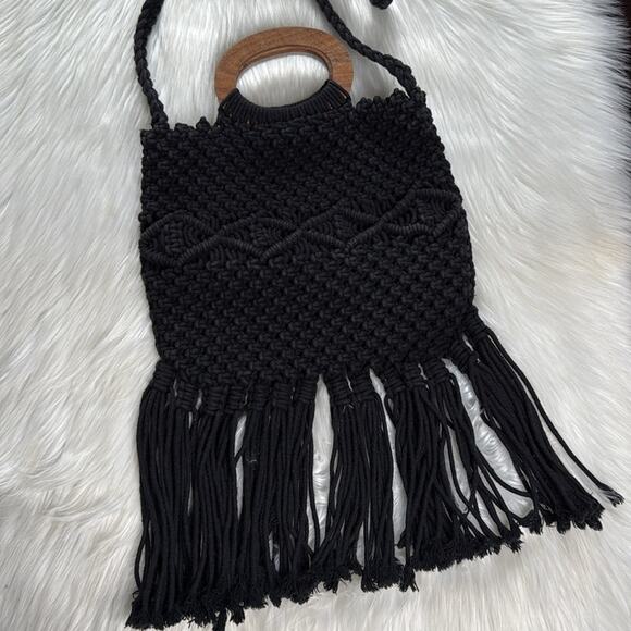 Danielle Nicole Black Macrame Fringe Bag - Picture 3 of 10